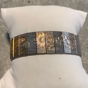 Vintage Repousse Bracelet Panels Engraved Flower Floral Gold Tone Link Band